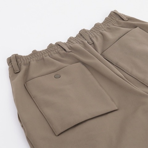 【CURLY＆Co.】HEAT PERFORMA® TAPERED TROUSERS