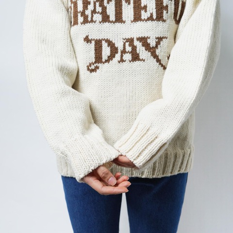 【HAVE A GRATEFUL DAY】KNIT CREW