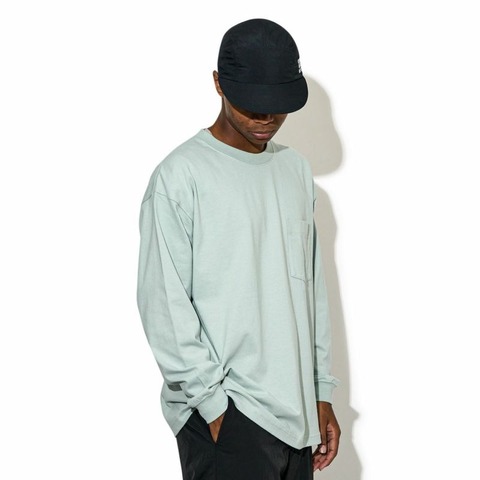 【CHARI＆CO】EMBROIDERY SCRIPT ON PKT L/S TEE