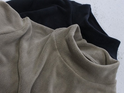 【LiSS】STRETCH FLEECE MOCKNECK CUTSEW