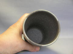 伊賀焼　　長谷製陶　灰釉流しビアカップ