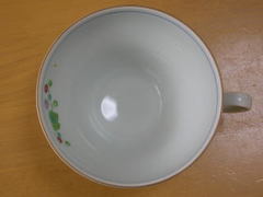 有田焼　崋山窯　洋ぶどう紅茶碗皿