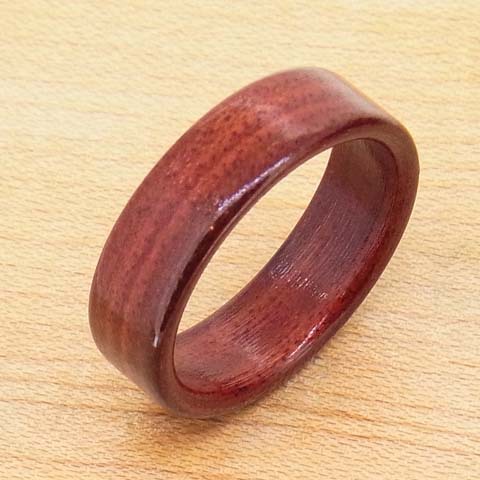 木の指輪