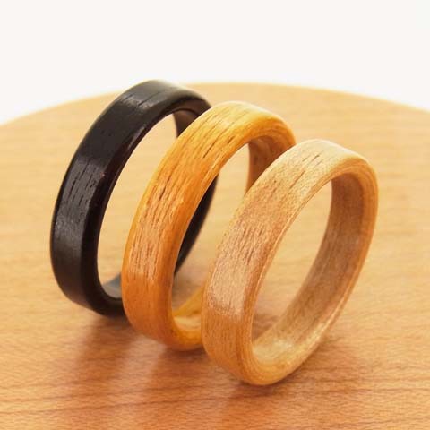 曲木の指輪の木材