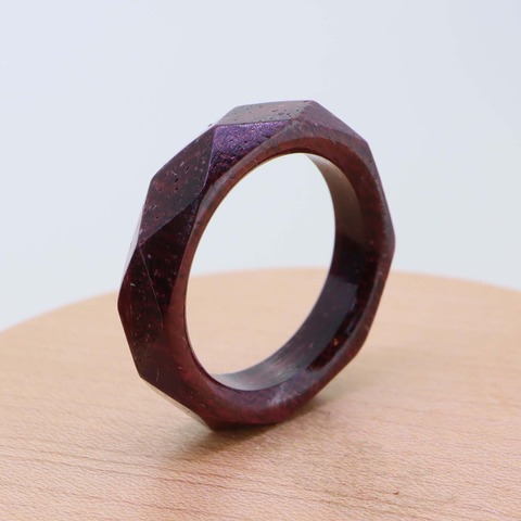 婚約指輪　木の指輪